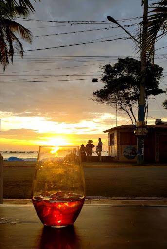 Estrella Beachfront Hotel ซานฮวนเดลซูร์ ภายนอก รูปภาพ