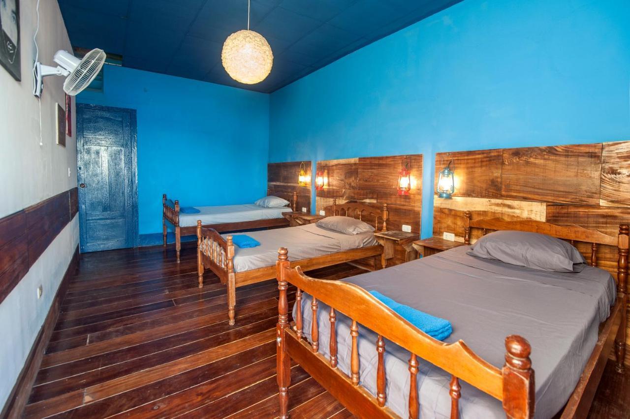 Estrella Beachfront Hotel ซานฮวนเดลซูร์ ภายนอก รูปภาพ